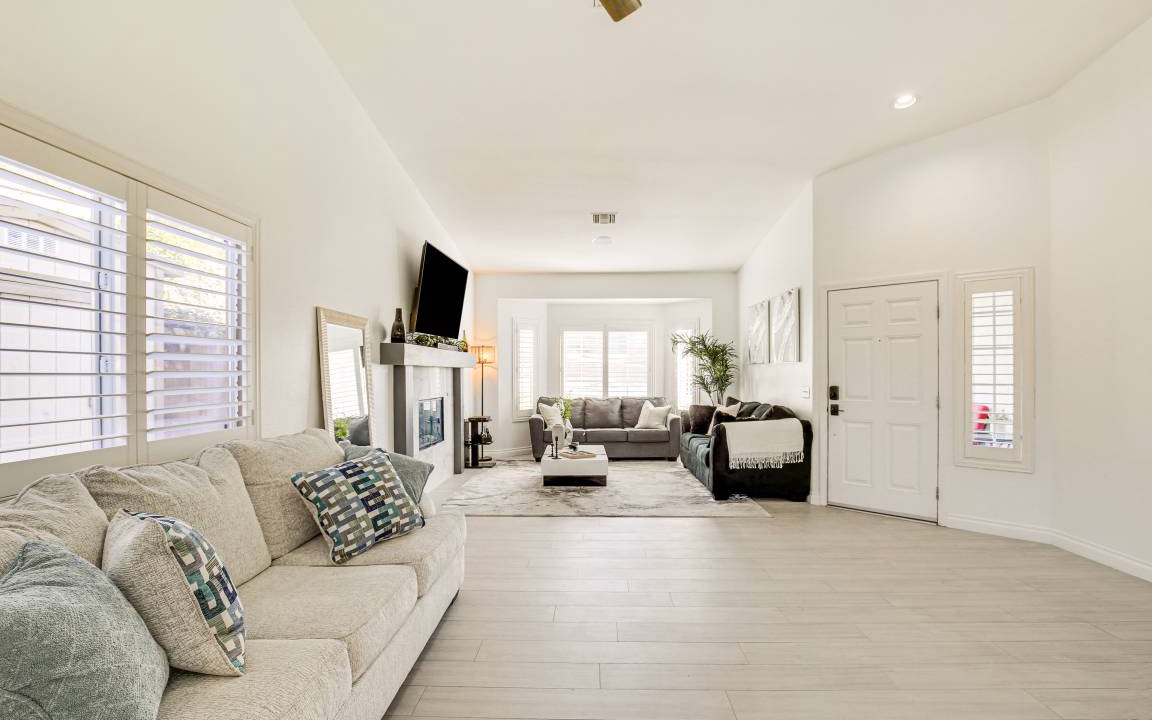 Photo of Livingroom in Desert Hot Springs