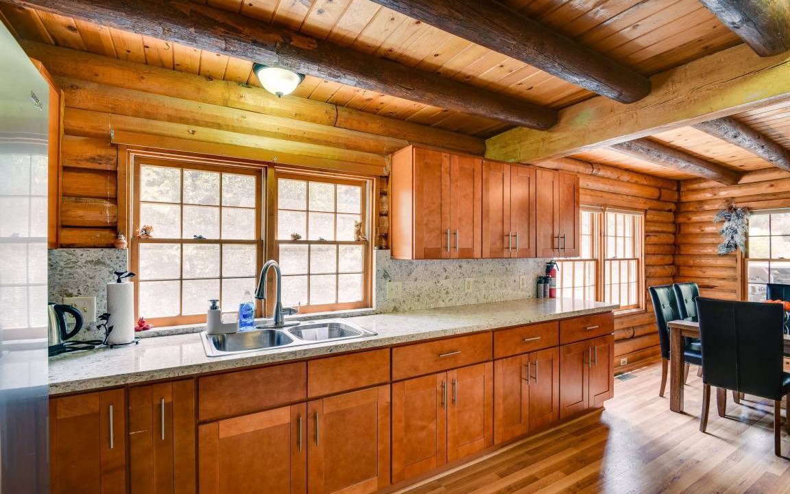 Photo of Kitchen in Pine Mountain Club
