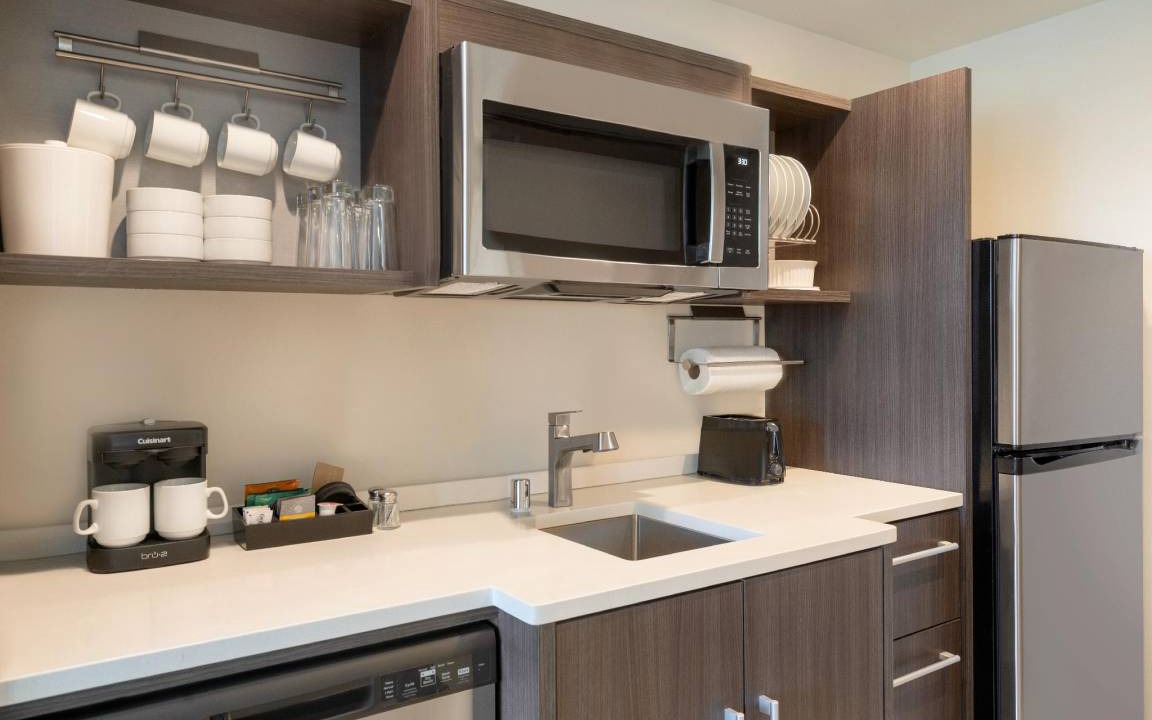 Photo of Kitchen in Warner Center