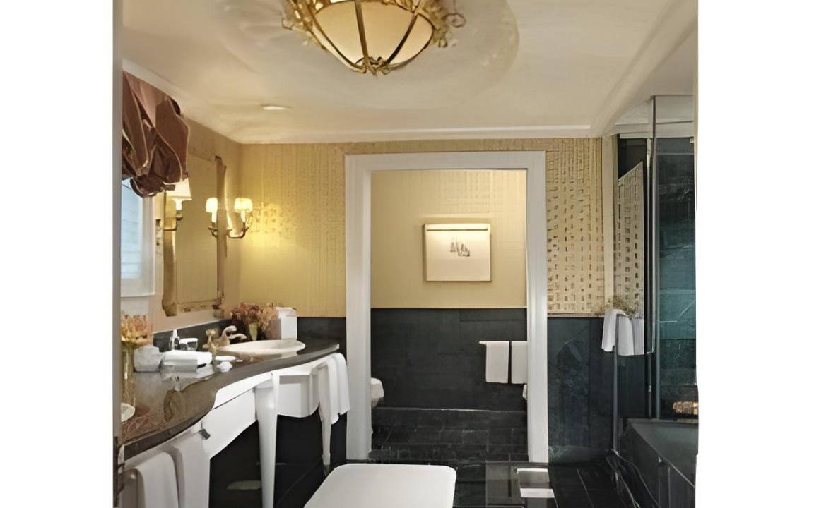 Photo of Bathroom in Beverly Hills