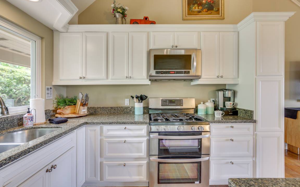 Photo of Kitchen in Rainbow CDP