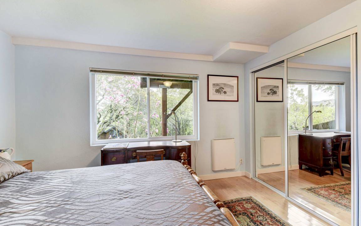 Photo of Bedroom in Almonte