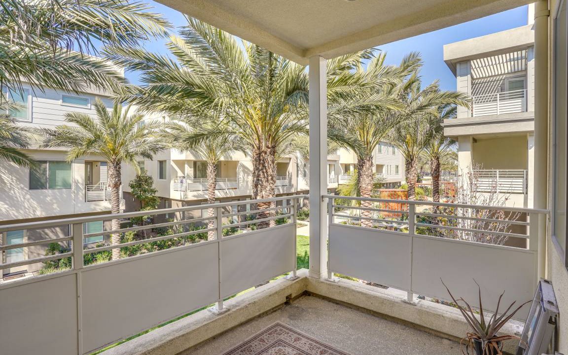 Photo of Patio Balcony in Platinum Triangle