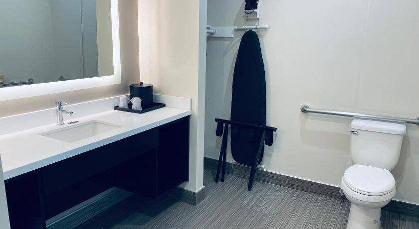 Photo of Bathroom in Granada Hills North