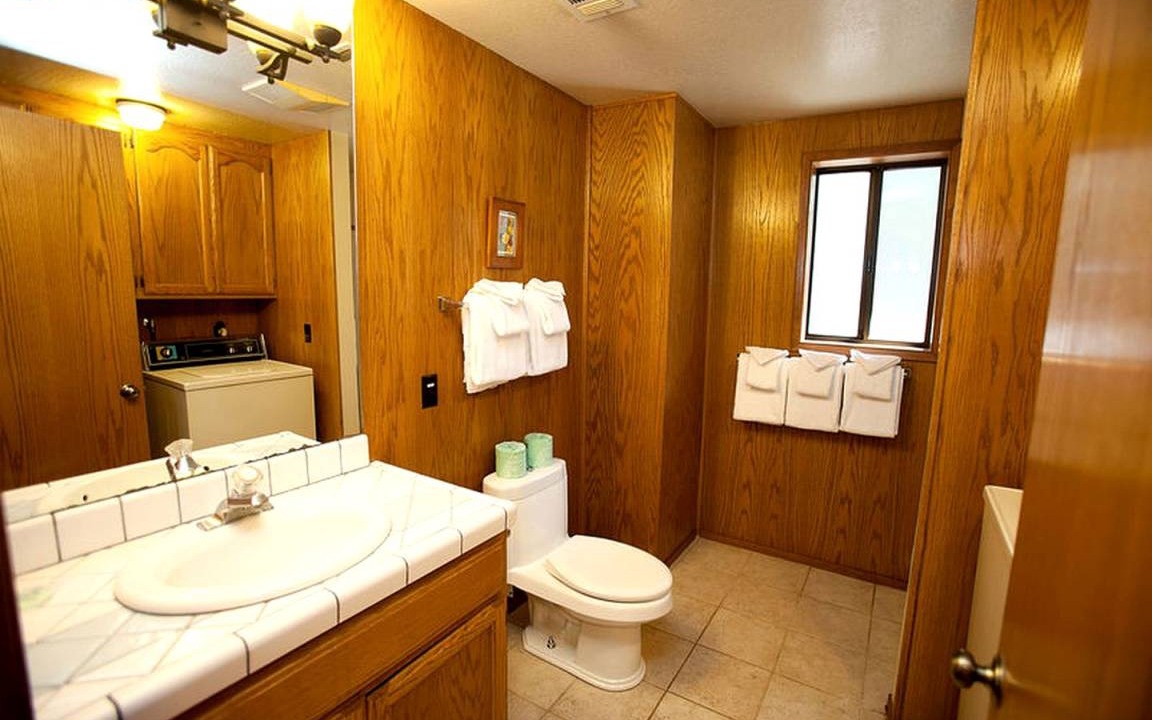 Photo of Bathroom in North Wawona
