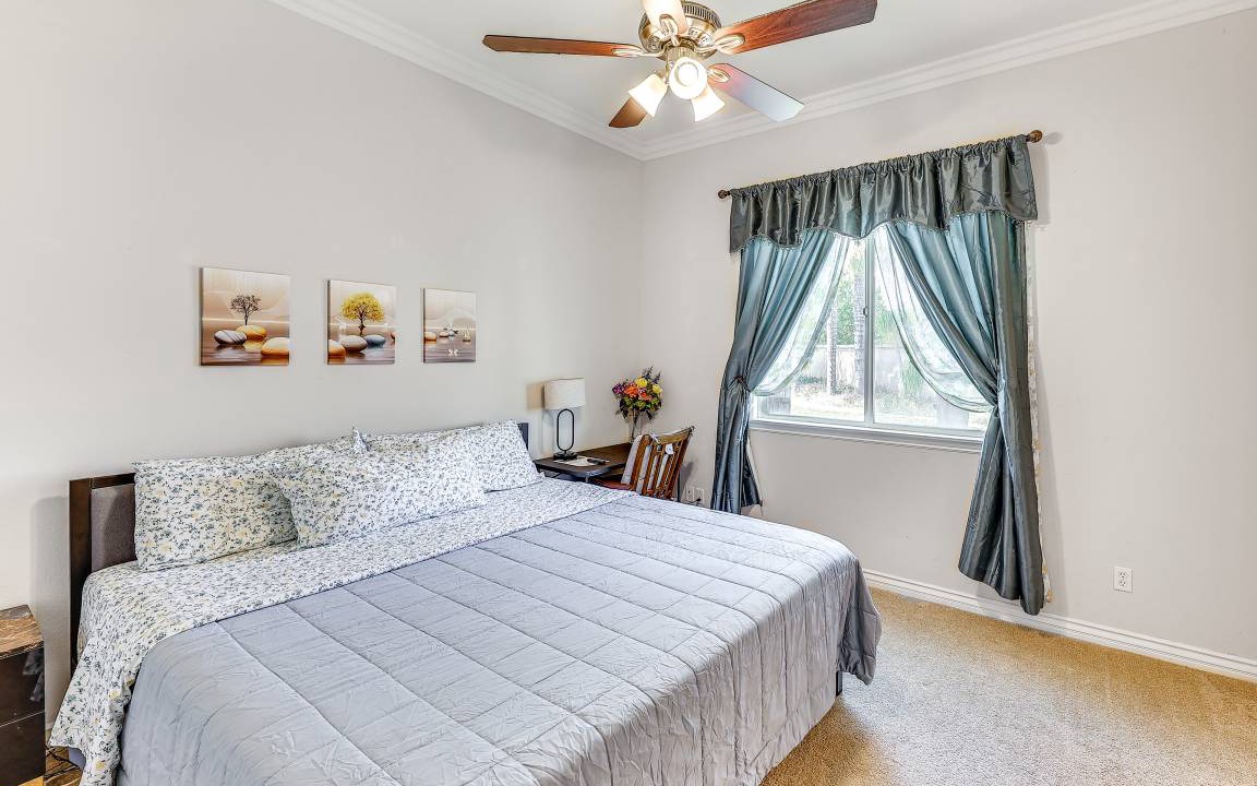 Photo of Bedroom in Alessandro Heights