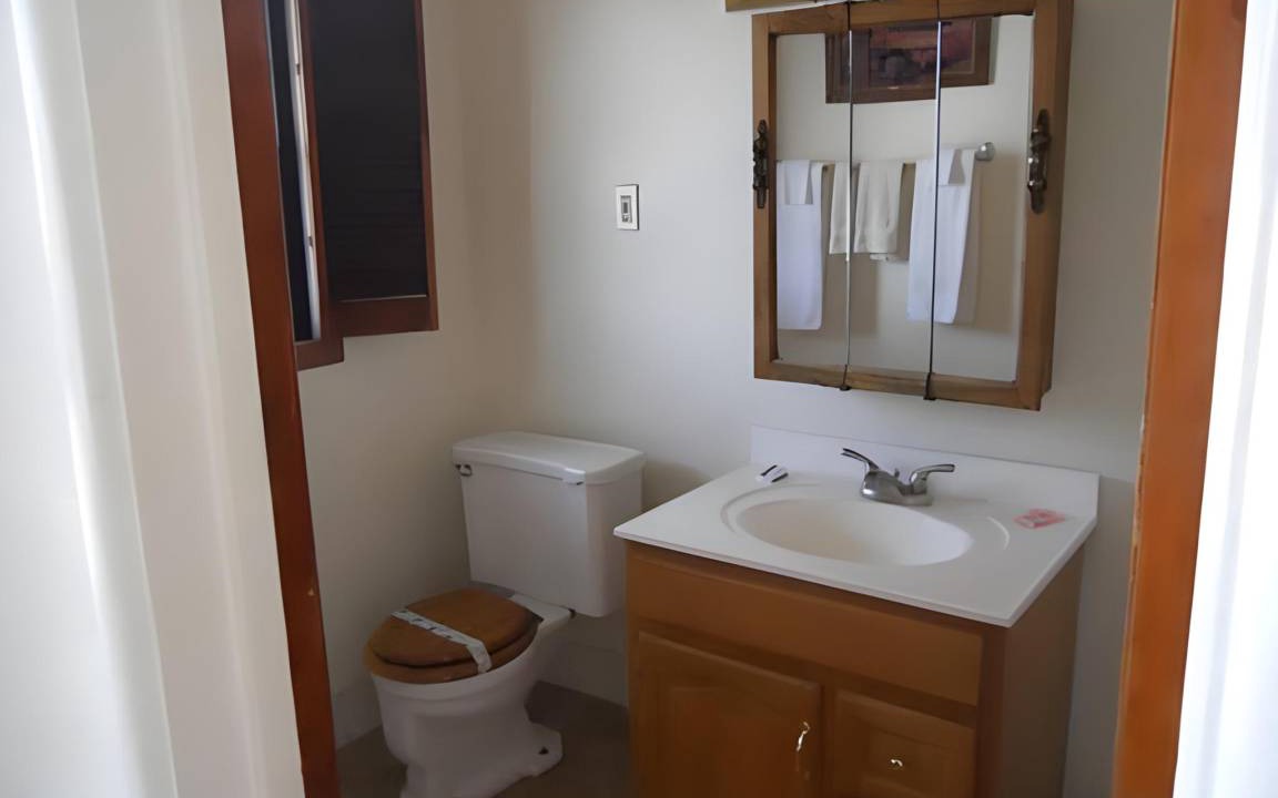 Photo of Bathroom in Boron