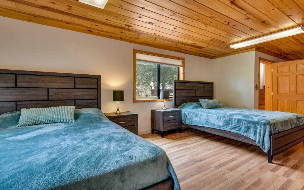 Photo of Bedroom in Pine Mountain Club