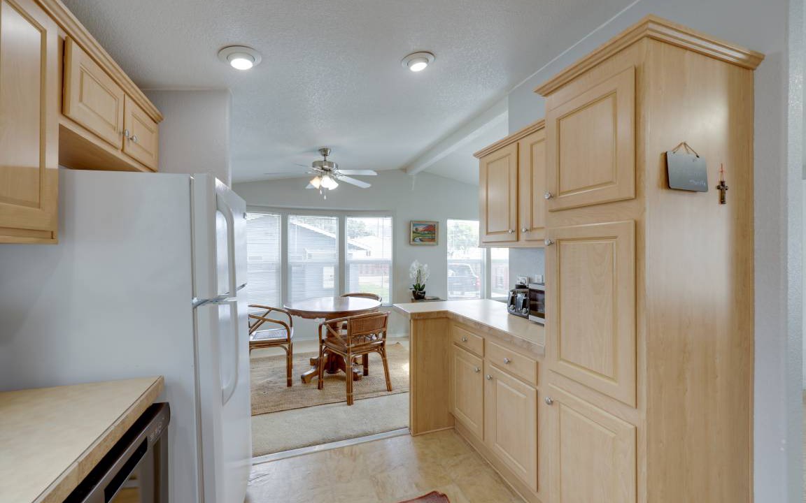 Photo of Kitchen in Oak View