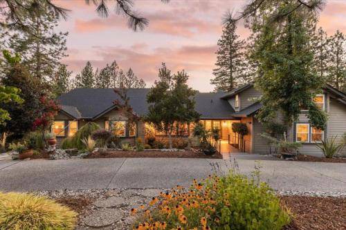 Photo of Others in Grass Valley