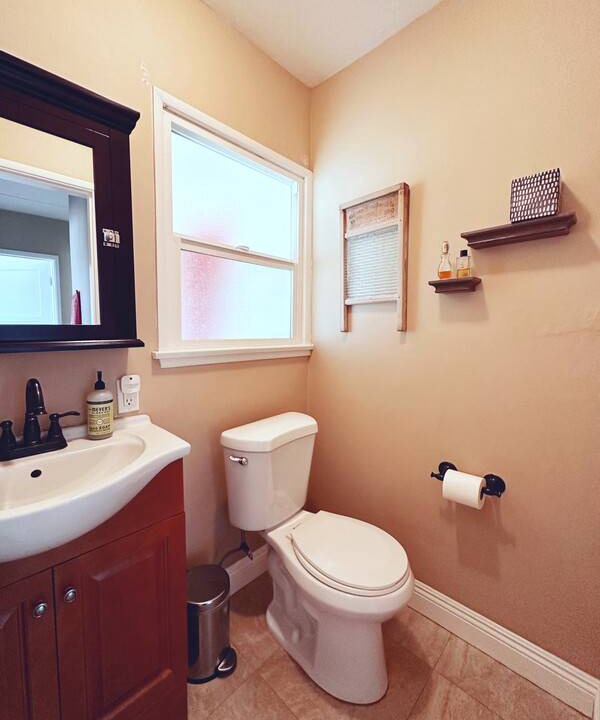 Photo of Bathroom in The Plaza