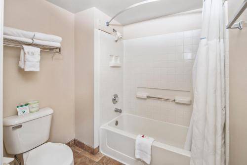 Photo of Bathroom in Lebec