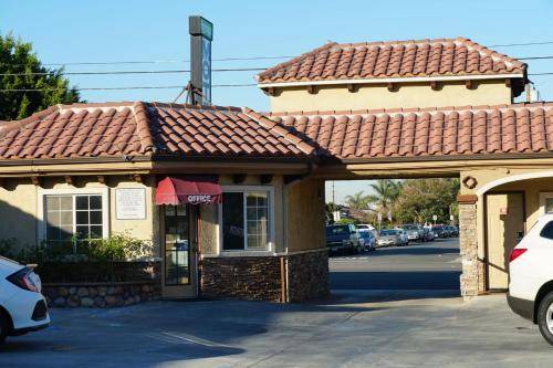 Photo of Buildings in Gardena