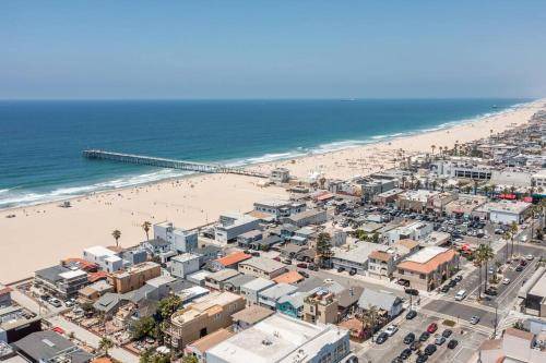 Photo of Others in Hermosa Beach