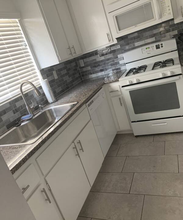 Photo of Kitchen in Lawndale