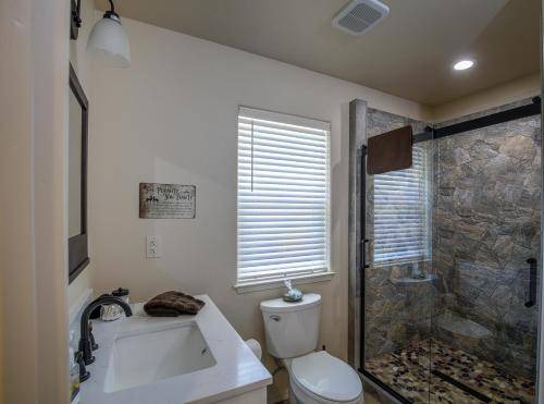 Photo of Bathroom in Mariposa