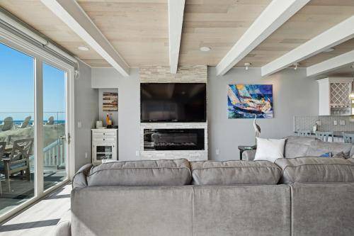 Photo of Livingroom in Oxnard Shores