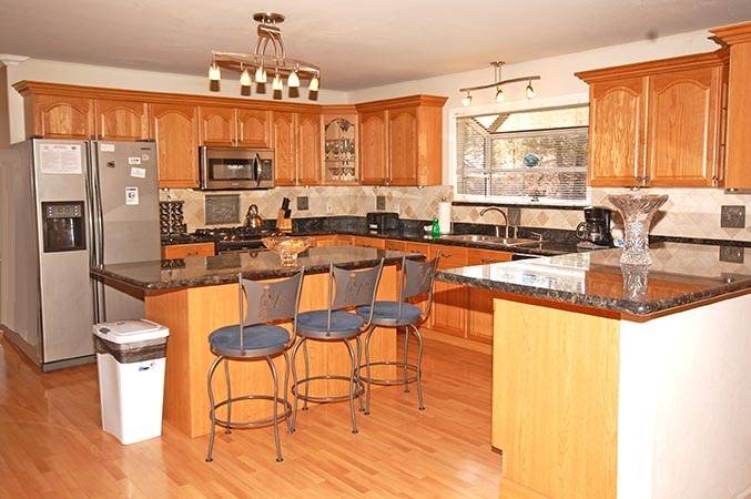 Photo of Kitchen in Tahoe Island