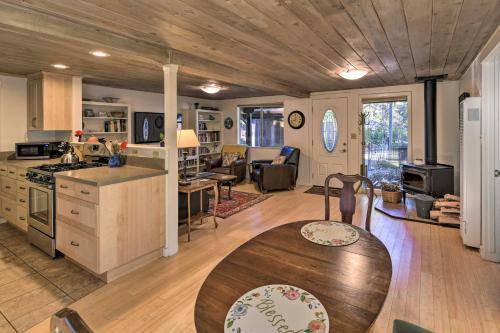 Photo of Livingroom in Cedar Ridge