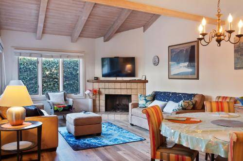 Photo of Livingroom in East Beach