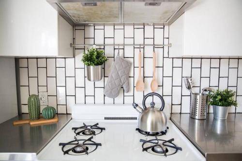 Photo of Kitchen in Alamitos Beach