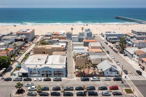 Photo of Others in Hermosa Beach