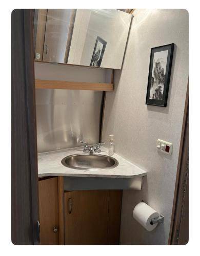 Photo of Bathroom in Los Angeles