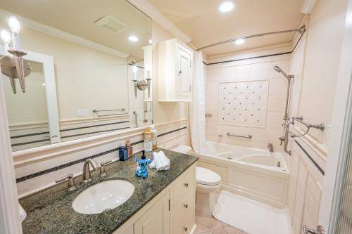 Photo of Bathroom in Placentia