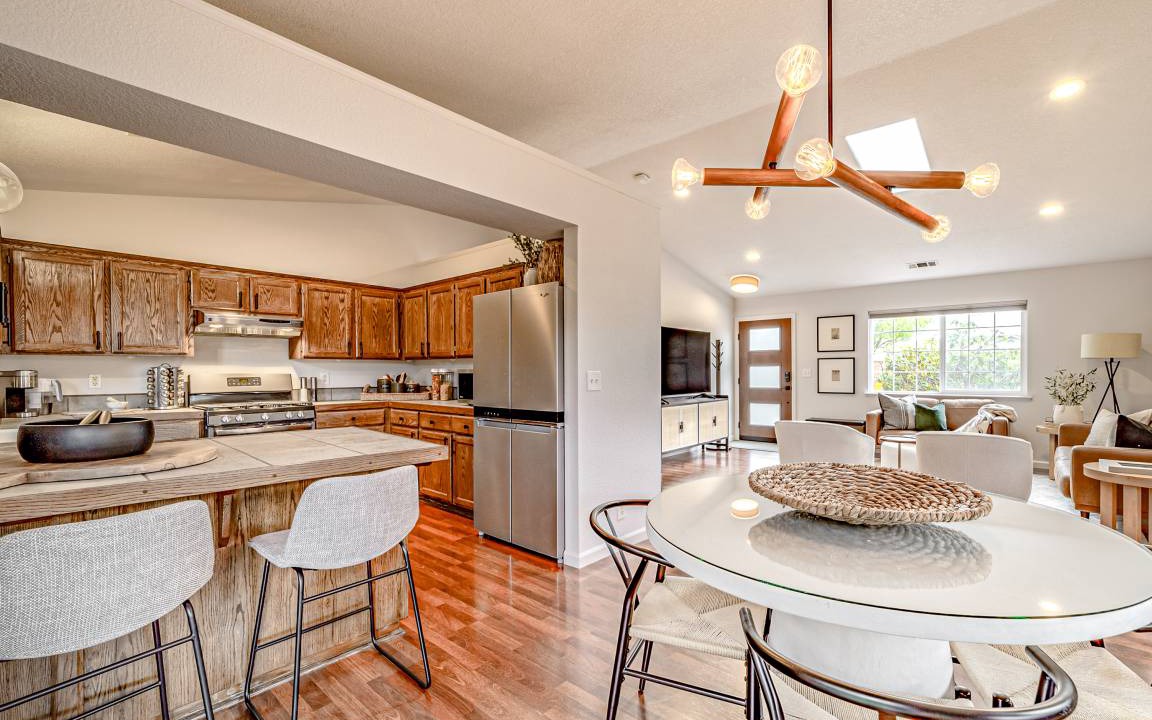 Photo of Livingroom in McKinleyville