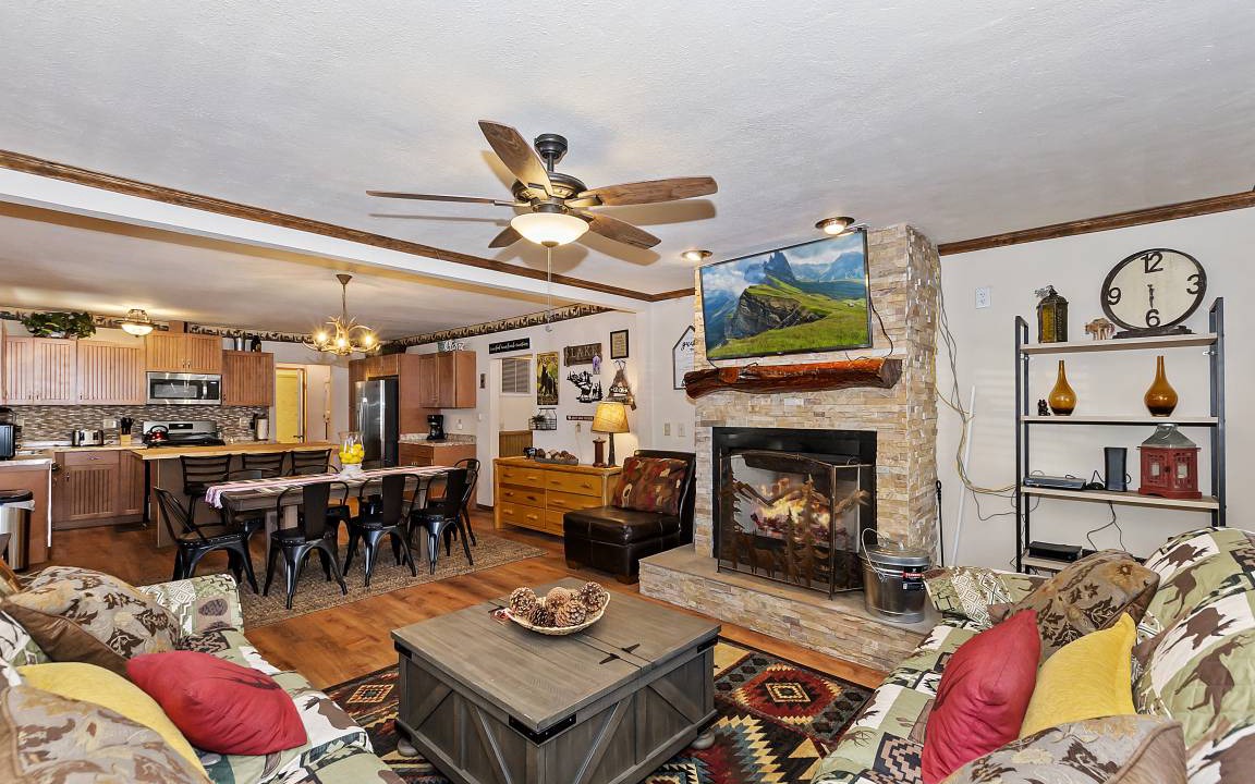 Photo of Livingroom in Boulder Bay