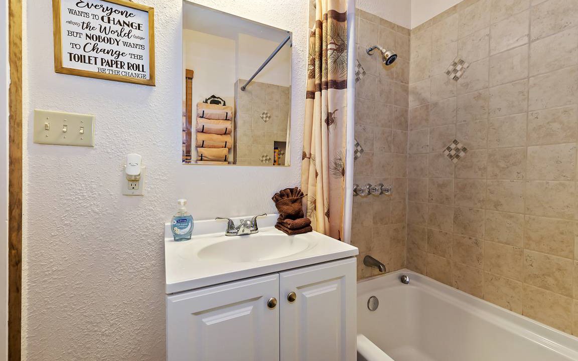 Photo of Bathroom in Boulder Bay