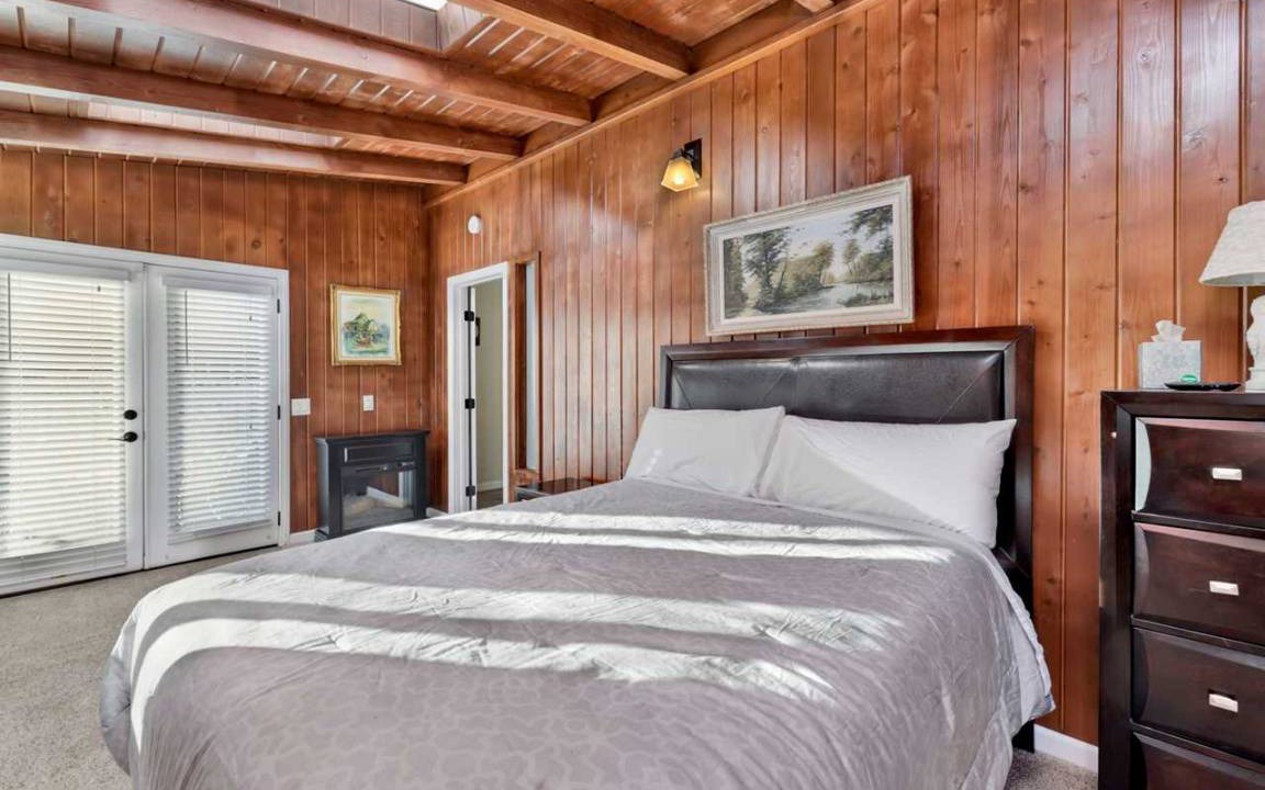 Photo of Bedroom in Big Bear
