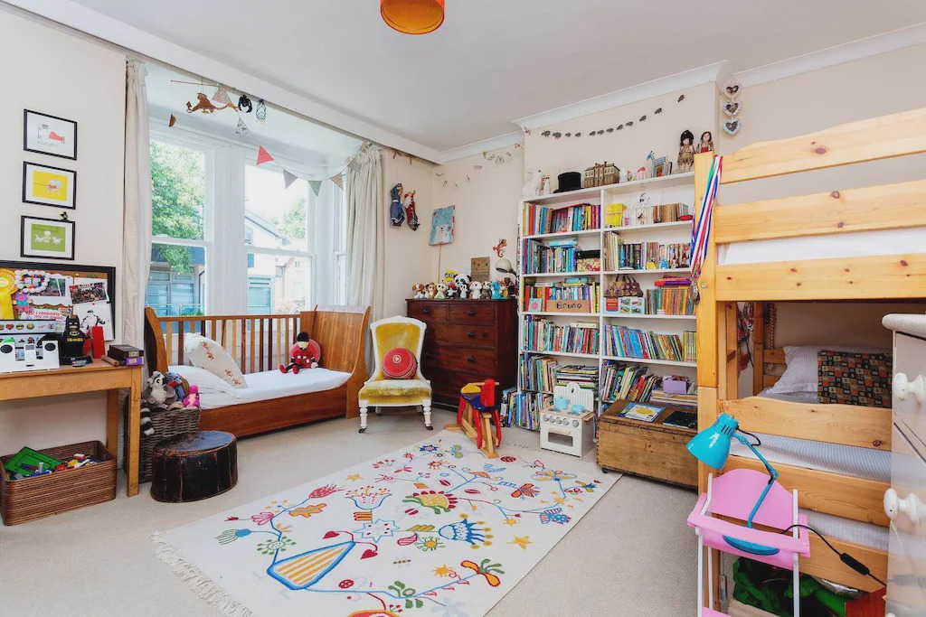 Photo of Livingroom in Ravenscourt Park