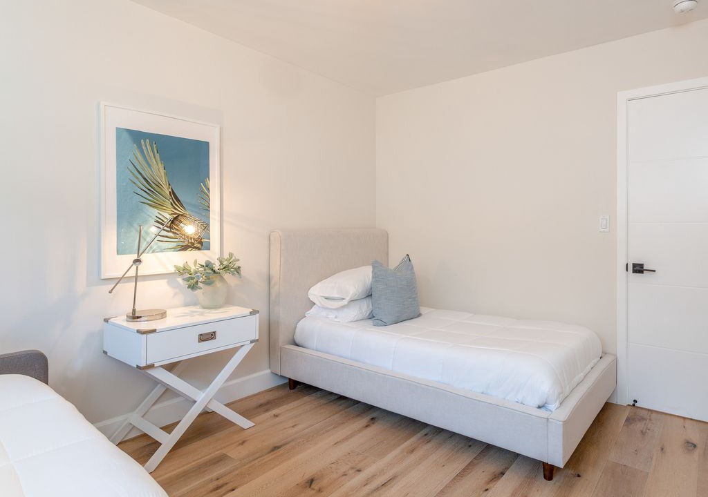 Photo of Bedroom in Bixby Knolls