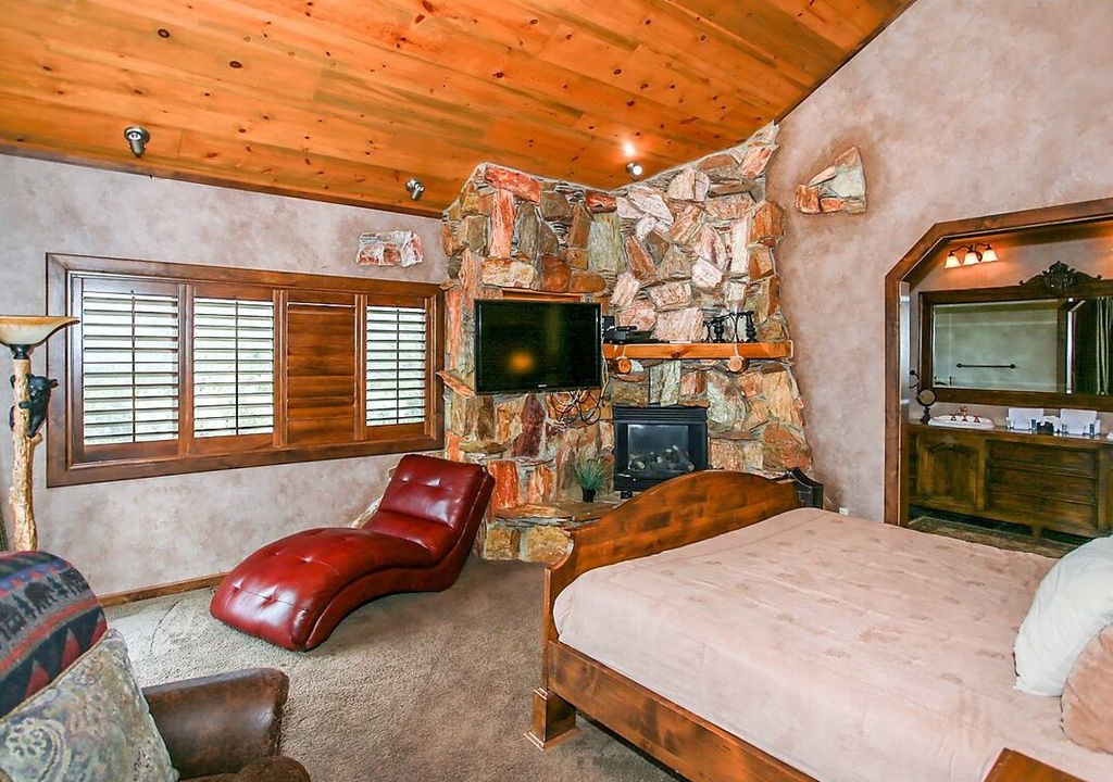 Photo of Others in Castle Glen Estates