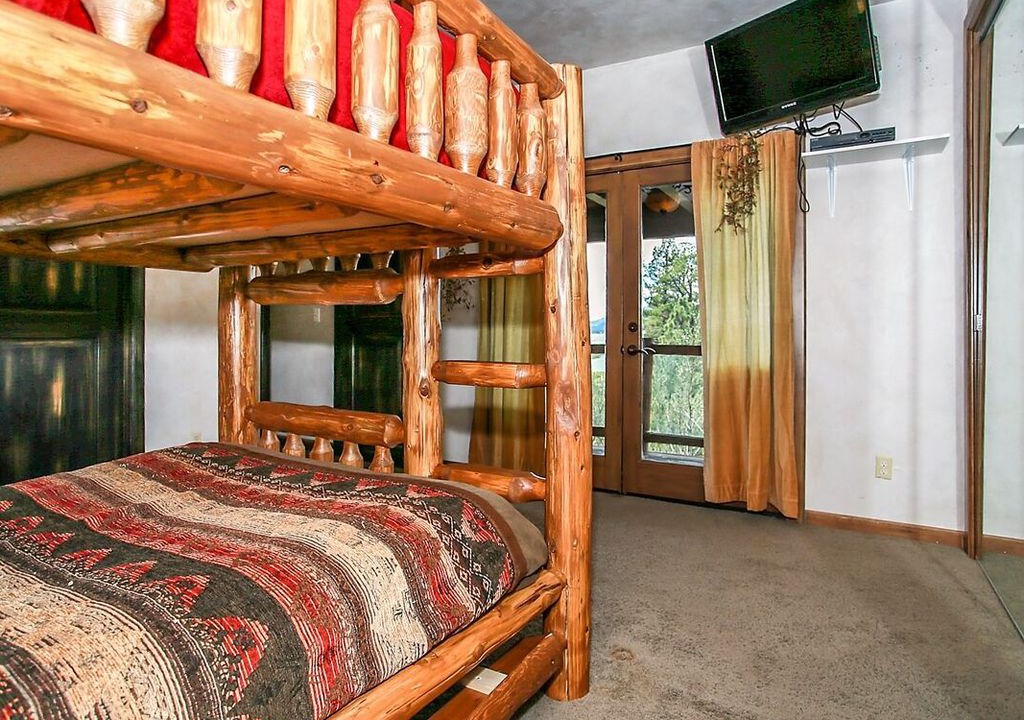 Photo of Bedroom in Castle Glen Estates