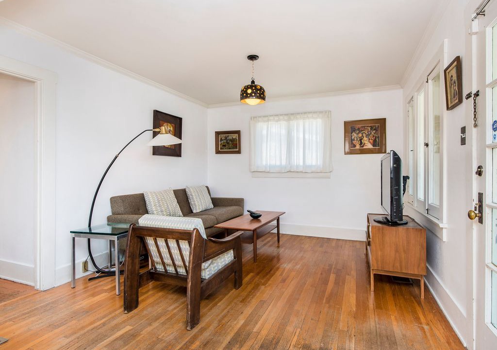 Photo of Livingroom in Silver Lake