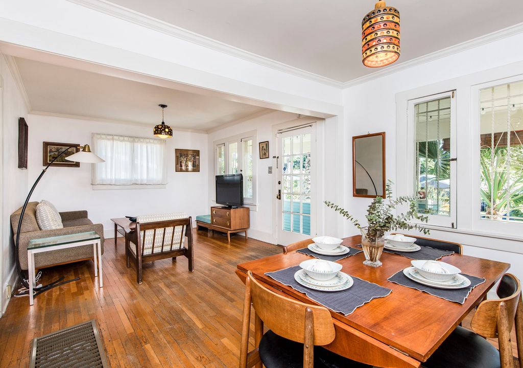 Photo of Livingroom in Silver Lake
