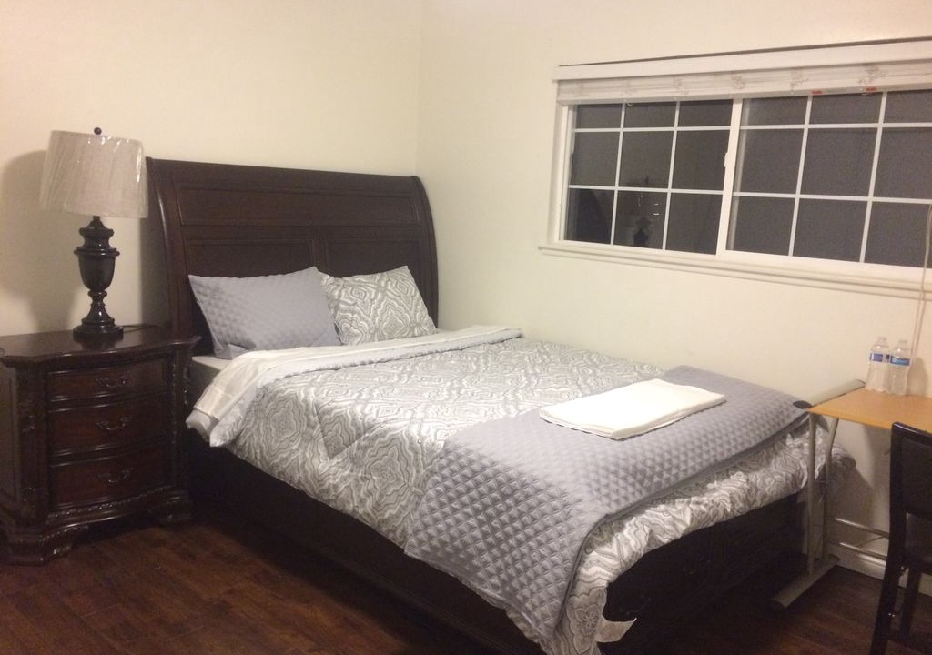 Photo of Bedroom in Rowland Heights