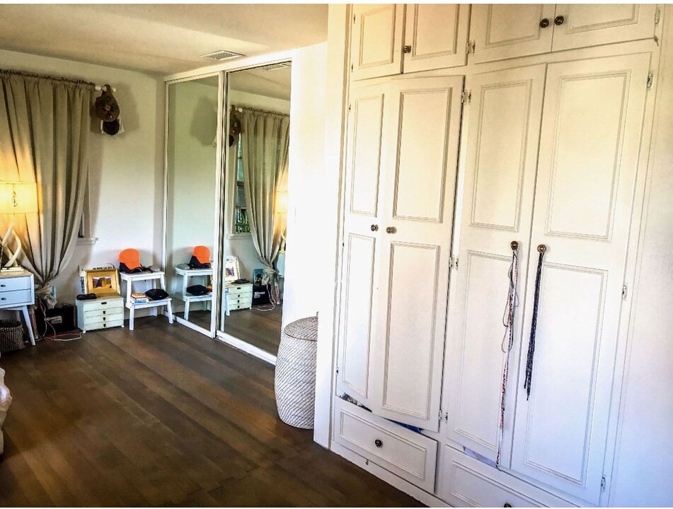 Photo of Livingroom in Sunset Junction
