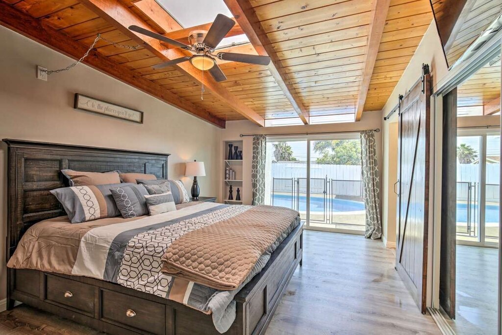 Photo of Bedroom in North Clairemont