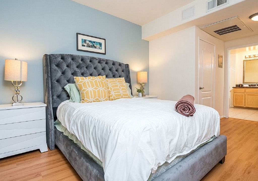 Photo of Bedroom in City West