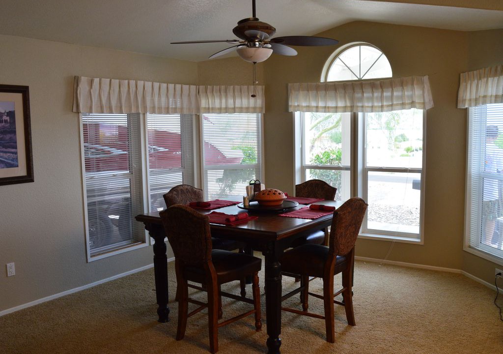 Photo of Livingroom in Havasu Lake