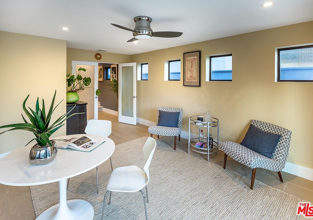 Photo of Livingroom in Marina Peninsula