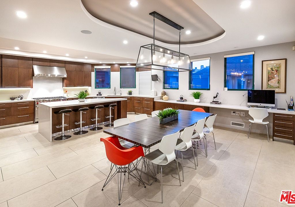 Photo of Livingroom in Marina Peninsula