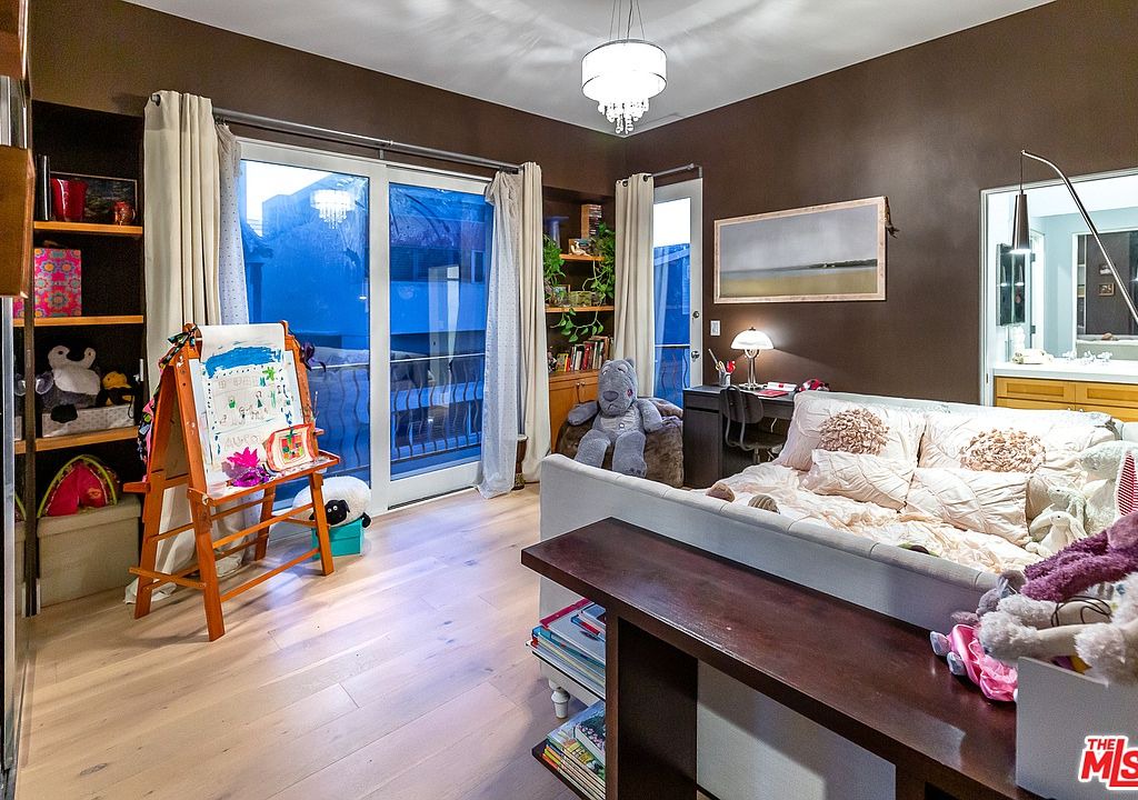 Photo of Livingroom in Marina Peninsula