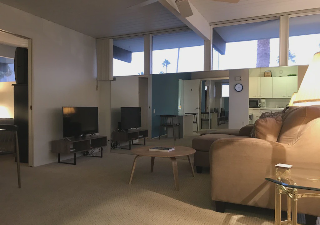 Photo of Others in Twin Palms