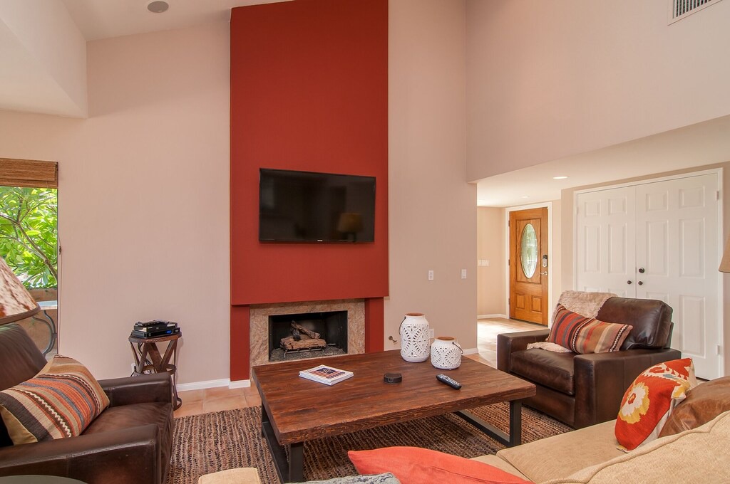 Photo of Livingroom in Palm Desert