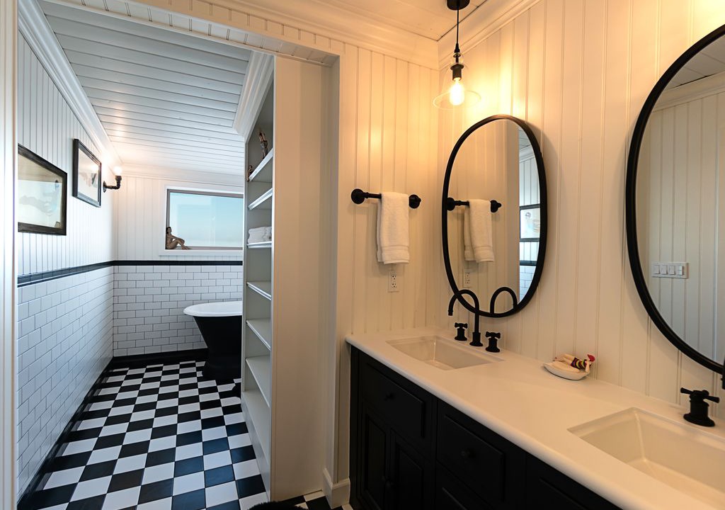 Photo of Bathroom in La Jolla