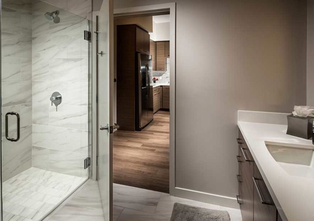 Photo of Bathroom in Wilshire Center